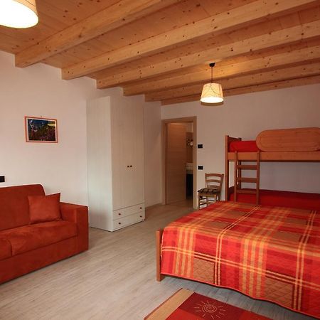 Agriturismo Val Codera Verceia Habitación foto